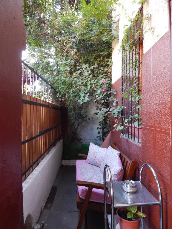 Alojamiento Alberto Magno Bed & Breakfast ซานติอาโก ภายนอก รูปภาพ