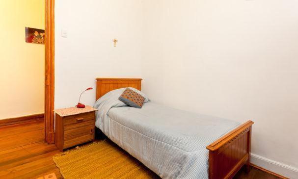 Alojamiento Alberto Magno Bed & Breakfast ซานติอาโก ภายนอก รูปภาพ