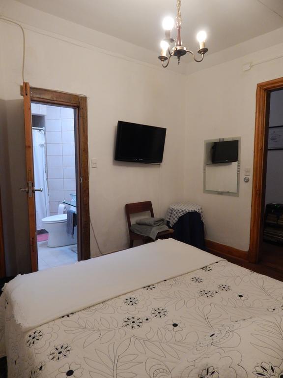 Alojamiento Alberto Magno Bed & Breakfast ซานติอาโก ภายนอก รูปภาพ