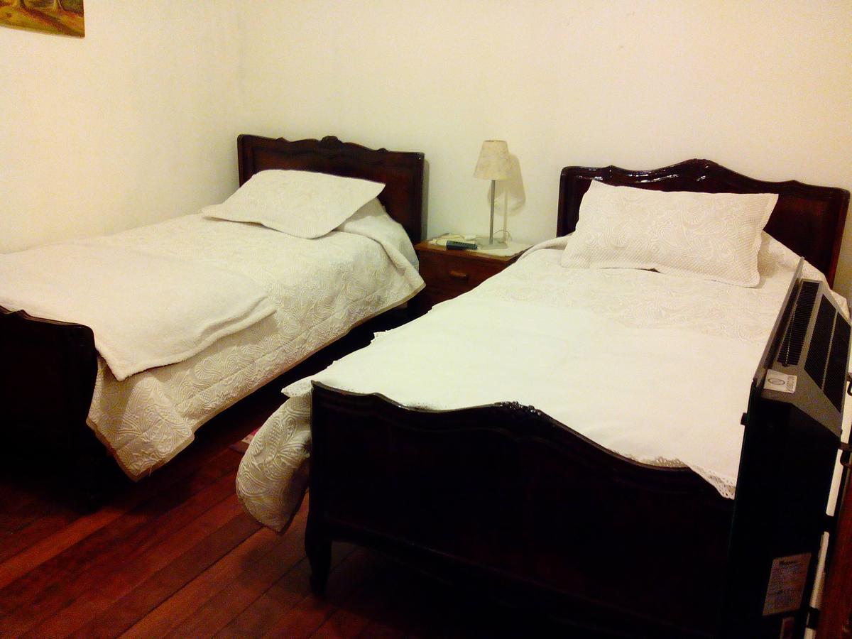 Alojamiento Alberto Magno Bed & Breakfast ซานติอาโก ภายนอก รูปภาพ